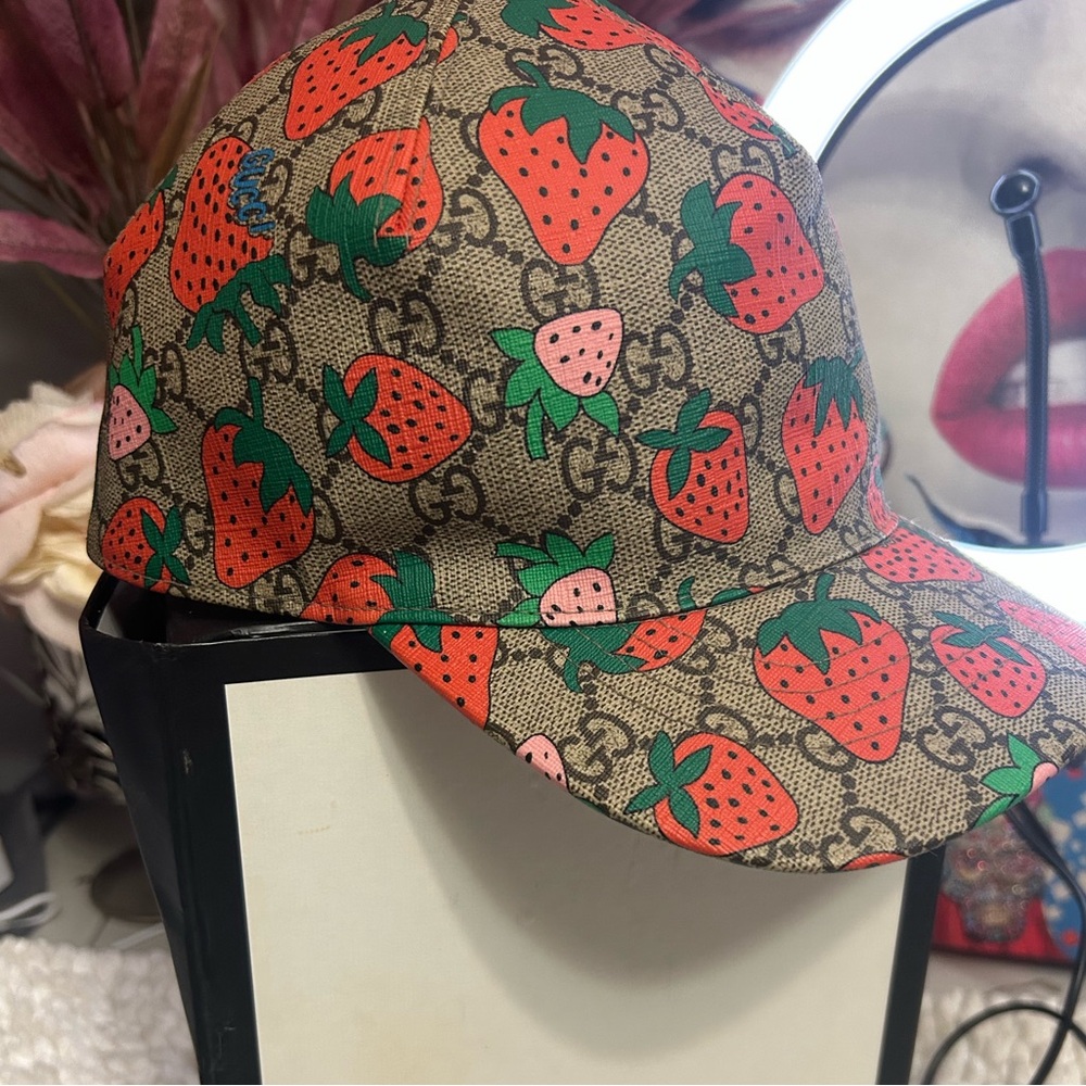 Authentic Gucci Monogram Strawberry Baseball Cap … - image 4